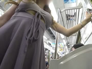 Japon kız açık havada etek altı